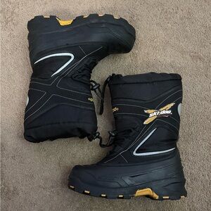 Awesome Ski-Doo X-Team Snowmobile Boots Youth JR Black US Size 2